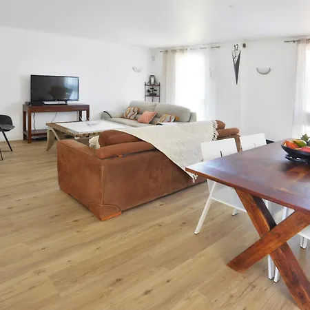 Maison Chaleureuse A Holiday home *